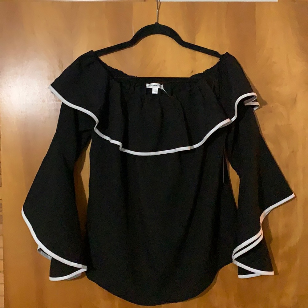Ruffle off the shoulder top